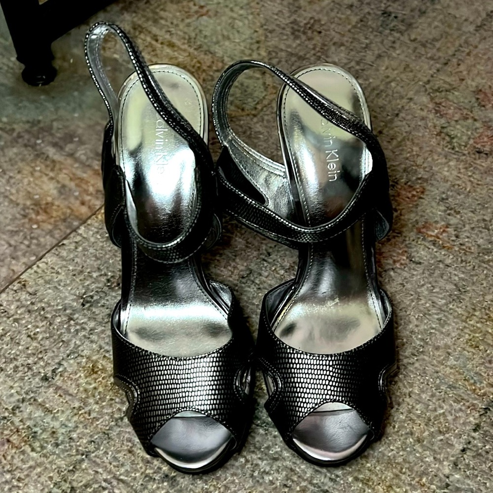 Calvin Klein Sandals Size 5